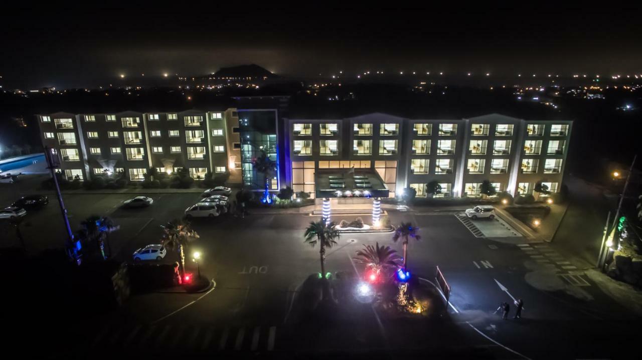 Hi Jeju Hotel Exterior photo